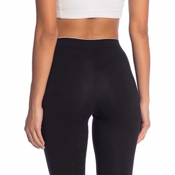 NWT Nike - Logo Leggings - Picture 5 of 5
